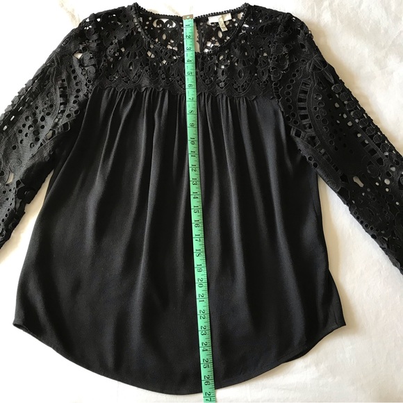 Joie Blouse with Lace - Picture 9 of 11